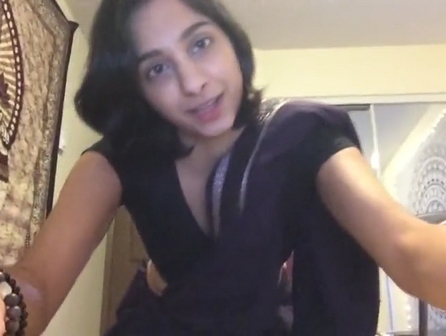 Indian Girl In Sari Stripped Naked On Webcam