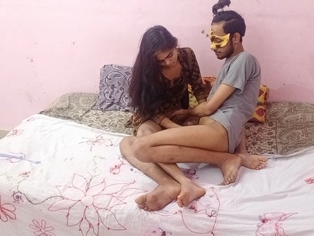 Skinny Young Indian Teen Blowjob and Hardcore Sex